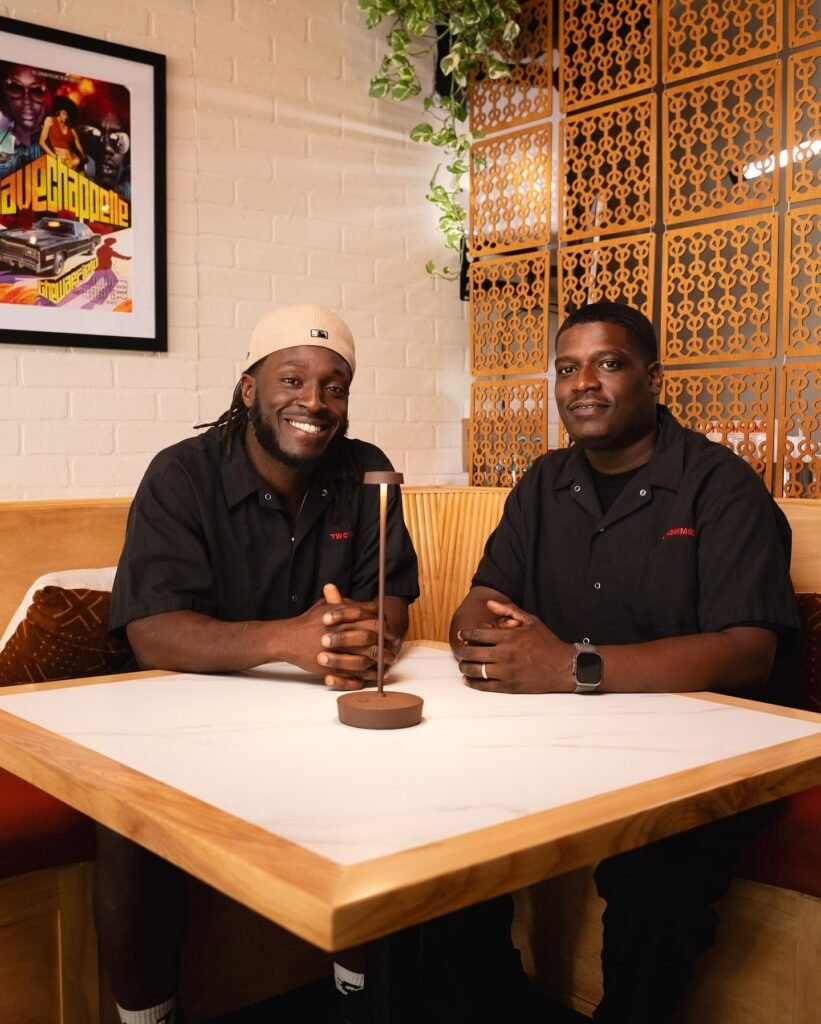 Two Hommés